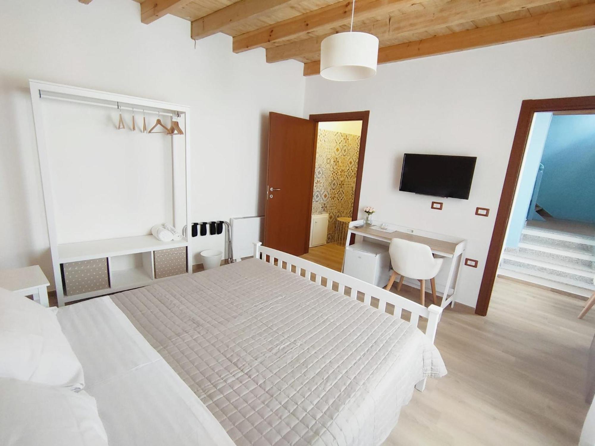 Bed and Breakfast Donna Raffaela Тертения Экстерьер фото